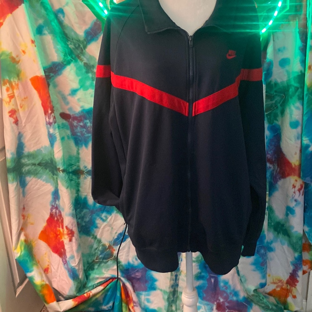 VintageBlue andred  Nike zip up track jacket With inside pockets men’s xxl